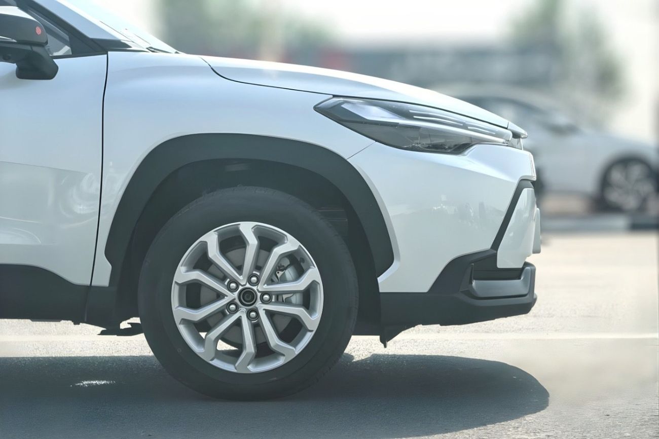 تويوتا فرونتلاندر 2025 TOYOTA FRONTLANDER 2.0L HYBRID ELITE PLUS NEW SHAPE WITH SUNROOF,RADAR,LEATHER SEATS,DRIVER POW