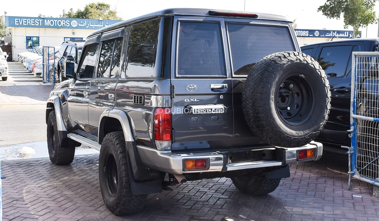 Toyota Land Cruiser 70 GXL V8 Diesel Right Hand