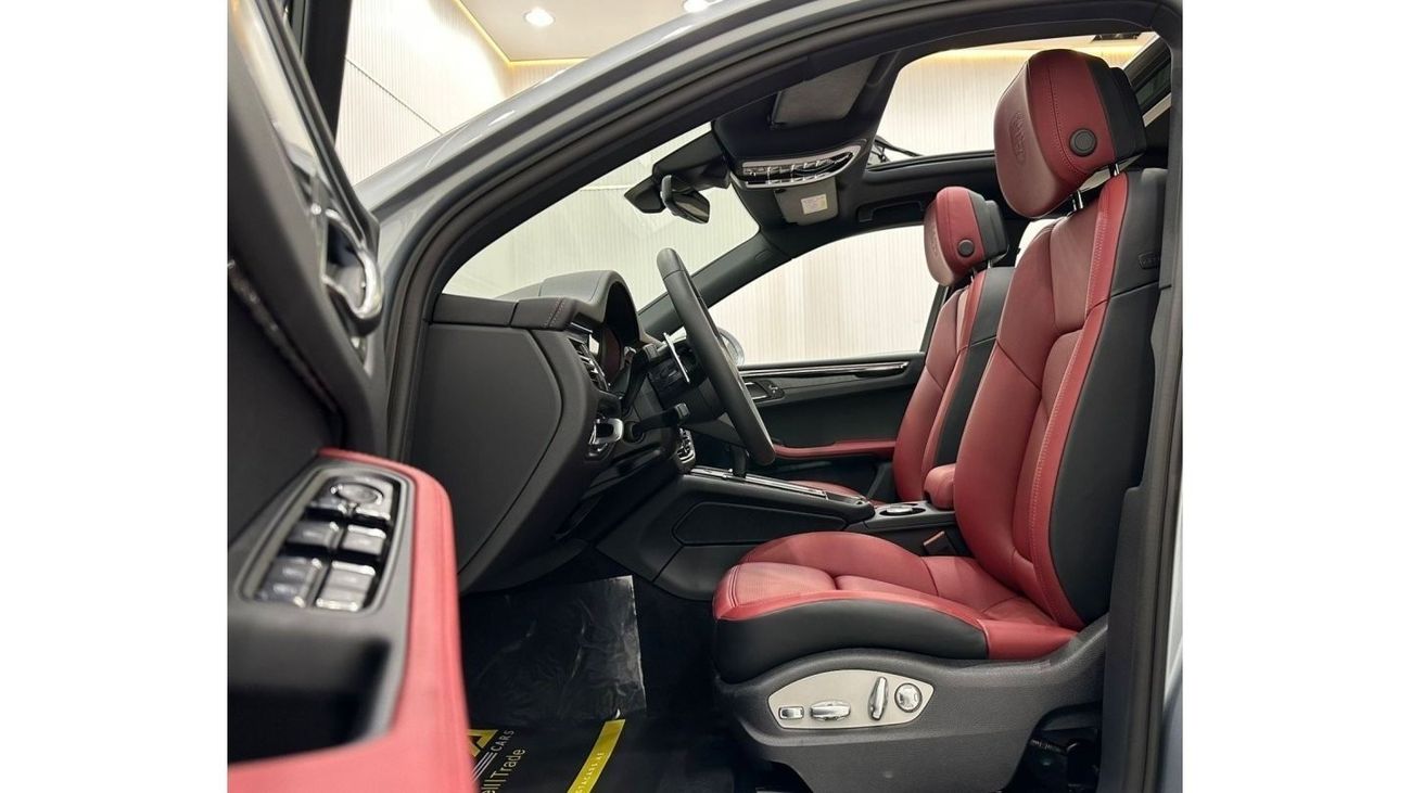 بورش ماكان *Brand New* 2024 Porsche Macan S, 2026 Porsche Warranty, Full Options, Delivery Kms, GCC