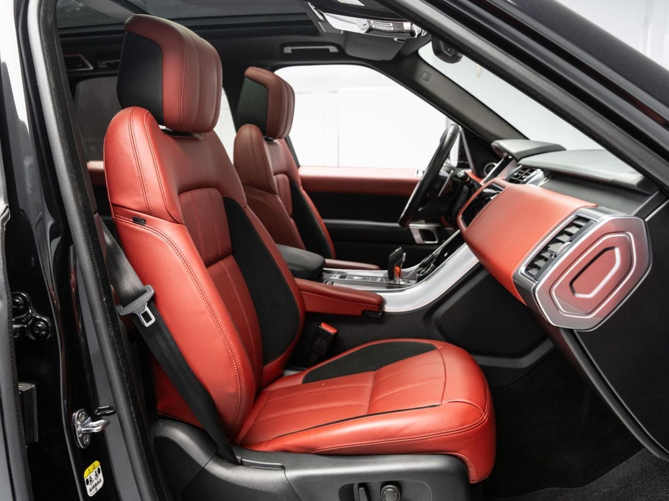 Land Rover Range Rover BUY NOW, PAY 2027 | THE BLACKLINE STANDARD | 2022 Range Rover Sport HSE, October 2026 Land Rover War