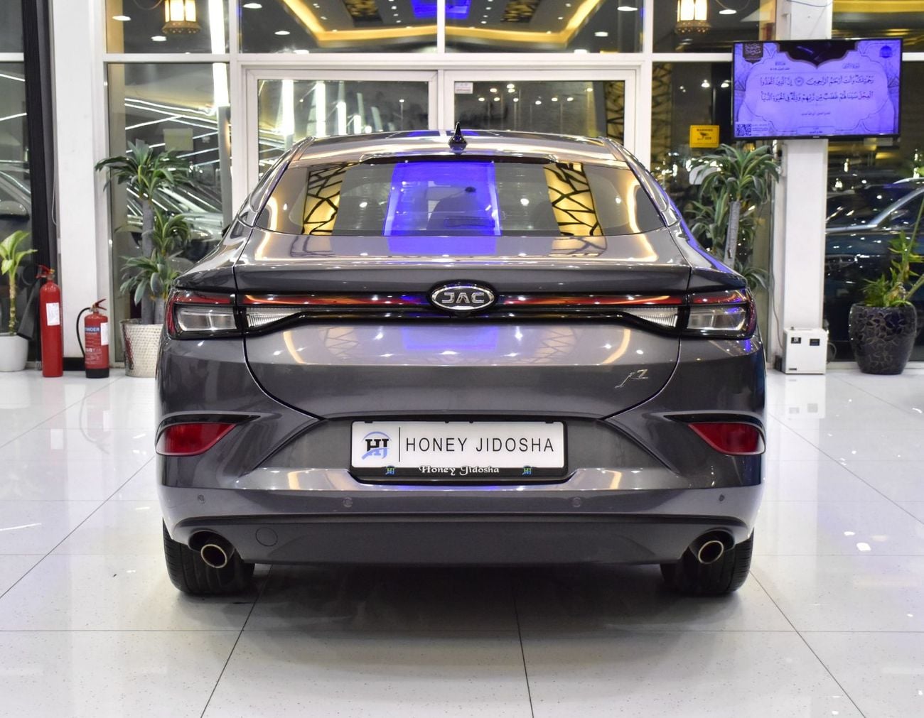 جاك J7 EXCELLENT DEAL for our JAC J7 ( 2024 Model ) in Grey Color GCC Specs
