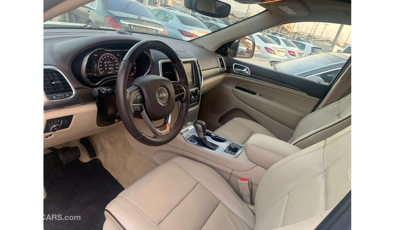 جيب جراند شيروكي Jeep Grand Cherokee - Over land__2018_Excellent_Condihion _Full option