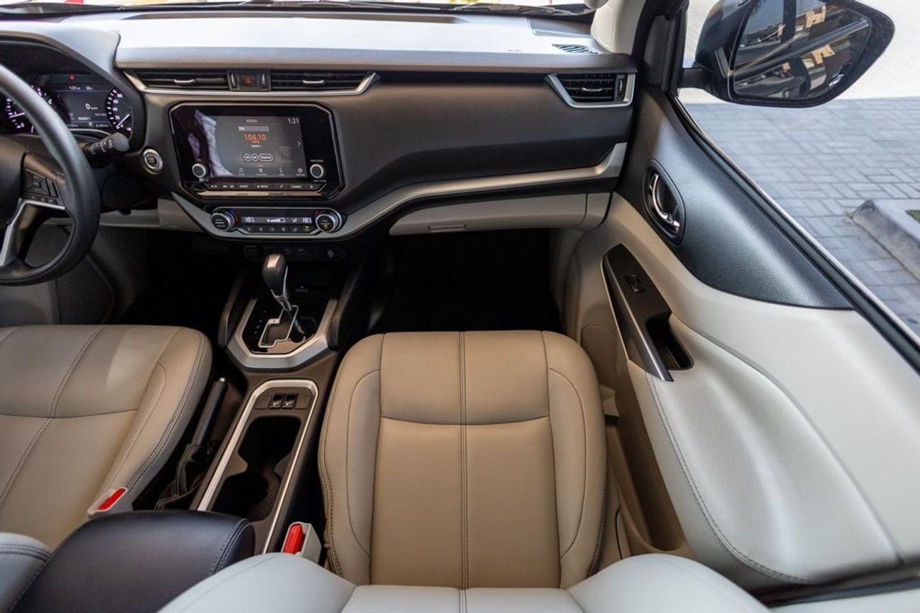 نيسان إكستيرا Titanium 2.5L AWD Nissan X-Terra Titanium 2022 GCC under Warranty with Flexible Down-Payment.