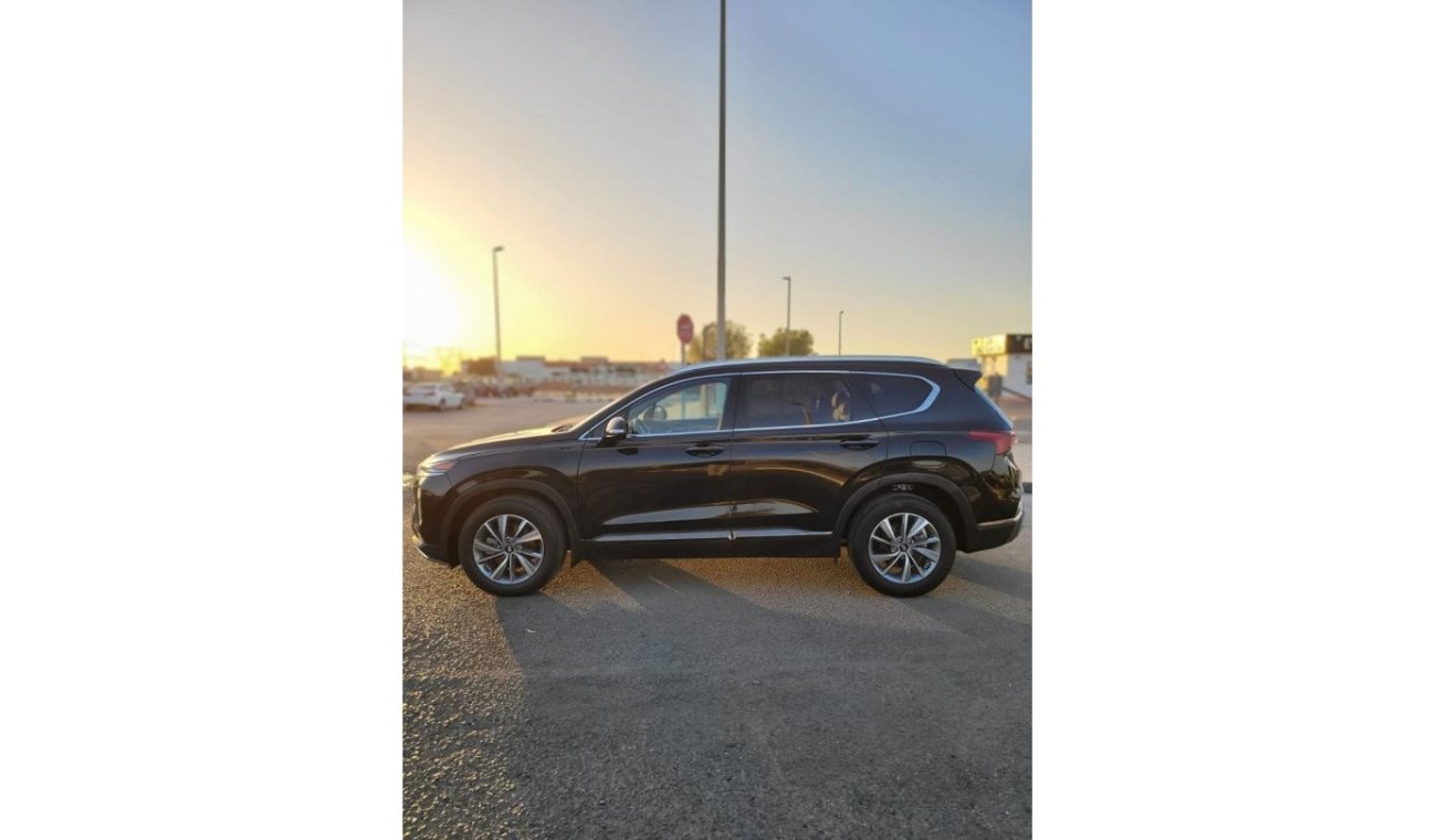 هيونداي سانتا في HYUNDAI SANTAFE FULL OPTION