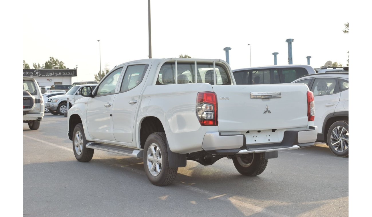 Mitsubishi L200 PICKUP 2.4L DIESEL ,4X4 ,DOUBLE CABIN ,MANUAL TRANSMISSION,KEYLESS ENTERY, CHROME PACKAGE, MODEL2023