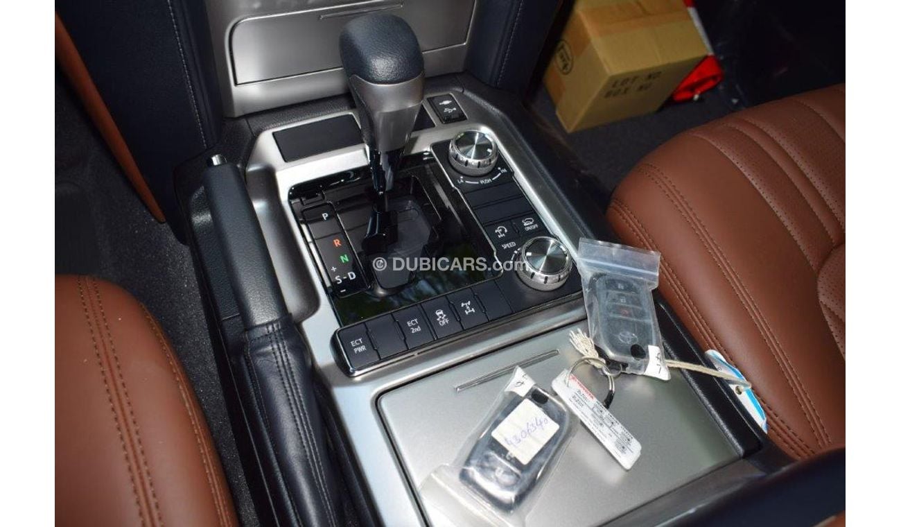 Toyota Land Cruiser 200 GXR LIMITED  V8 4.5L Turbo Diesel 8 Seat Automatic