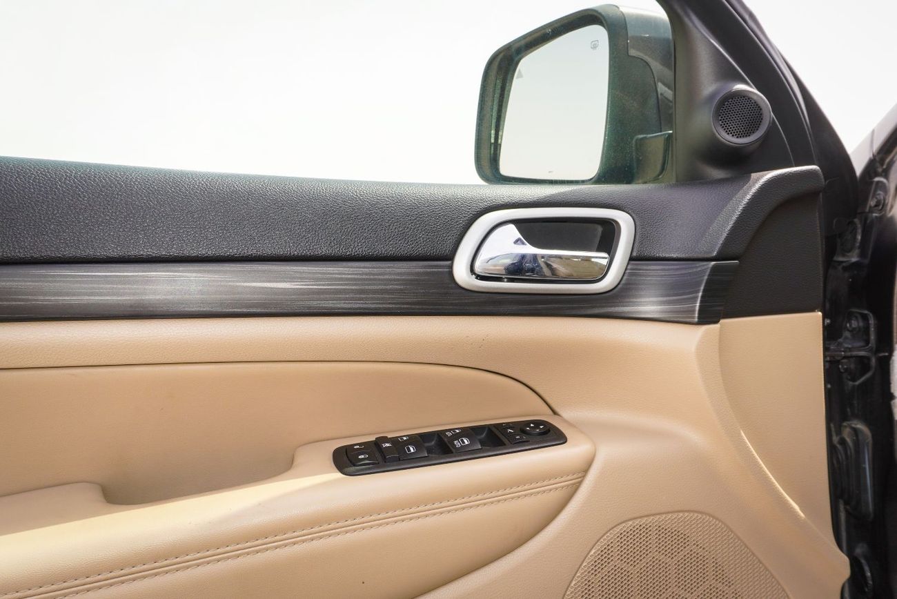 جيب شيروكي Limited 3.2L