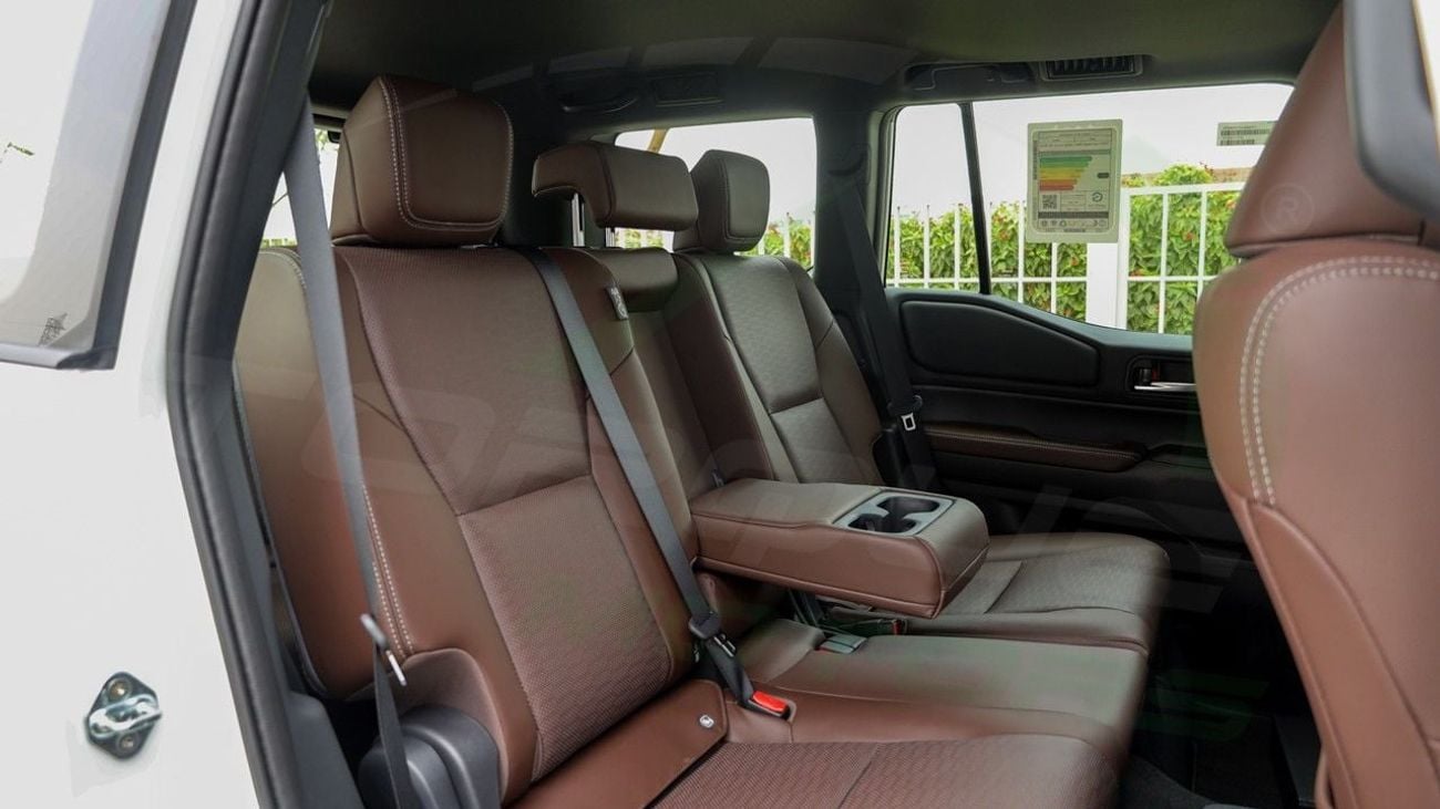 تويوتا لاند كروزر ( Only For Export ) Adventure 2.4T i4 4X4 GCC 2026 BRAND NEW