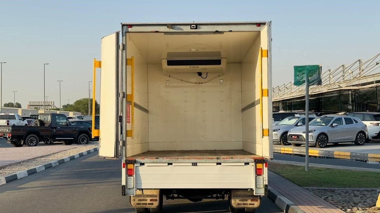 ميتسوبيشي فوسو كانتير -