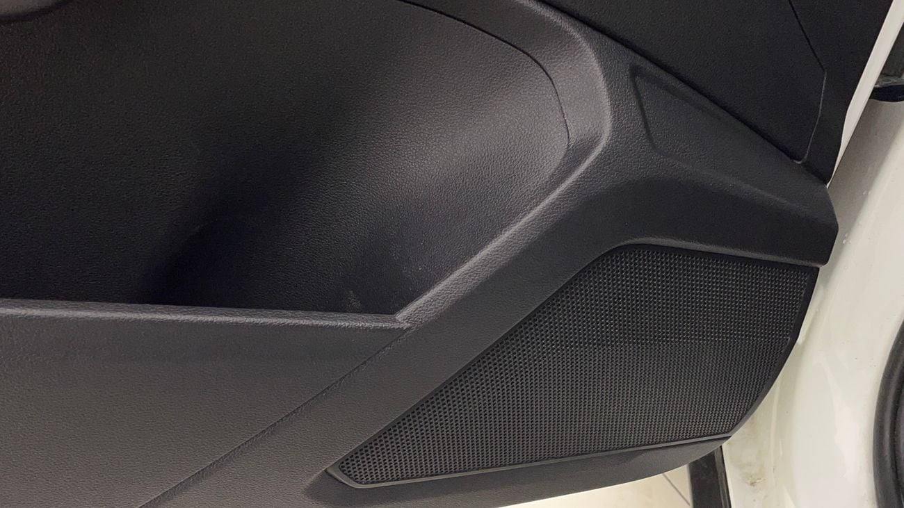 فولكس واجن T ROC TREND 1.4 | بدون دفعة مقدمة | اختبار القيادة في المنزل