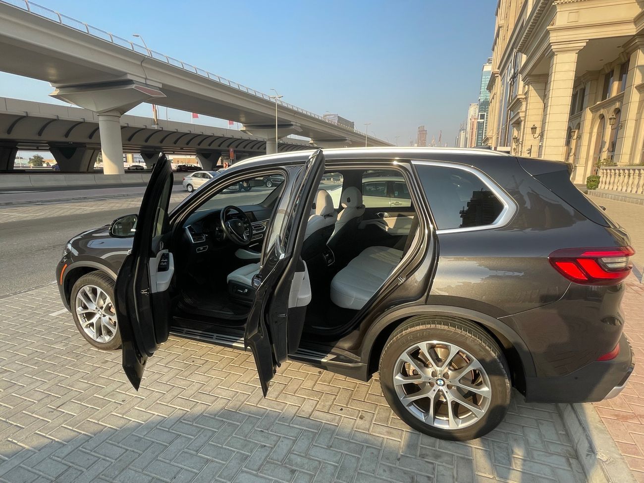 BMW X5 xDrive40i Luxury M Sport Package 3.0L