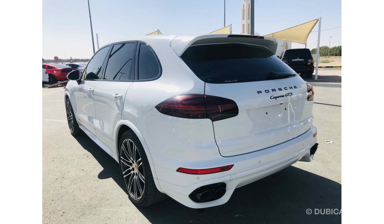 Porsche Cayenne GTS