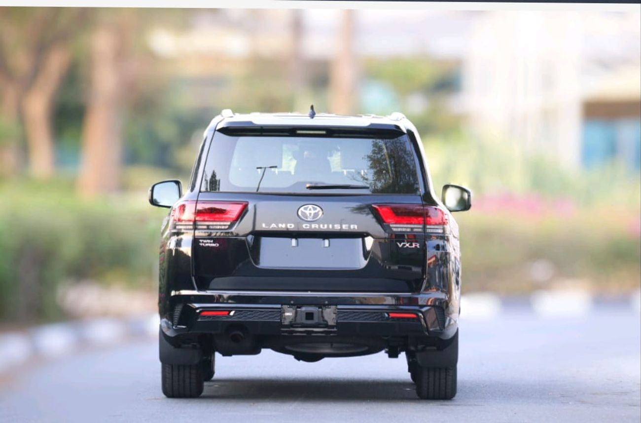 تويوتا لاند كروزر VXR 3.5L