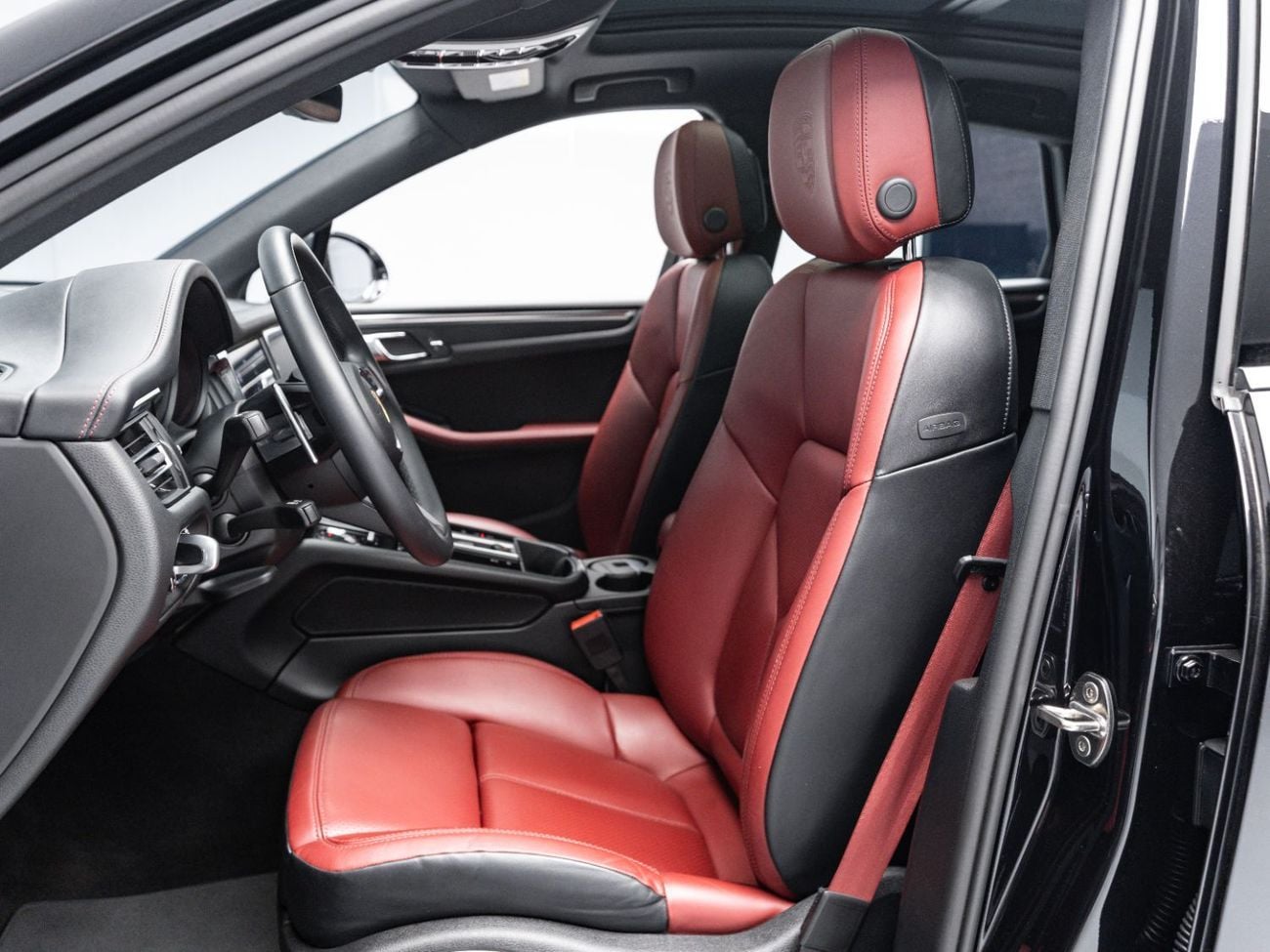 بورش ماكان The BEST Ramadan Offer in the UAE - Limited Time, March 2027 Porsche Warranty, GCC