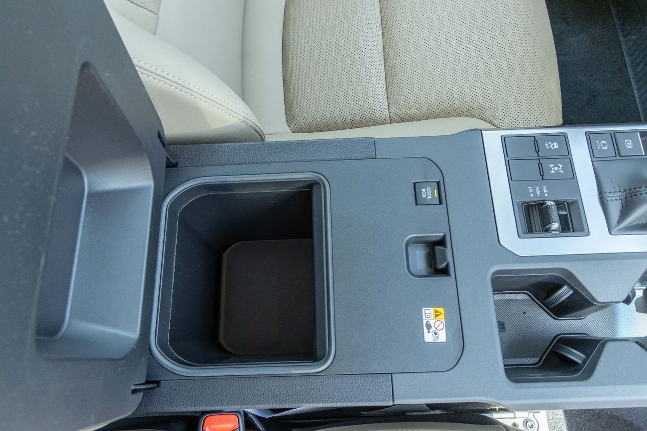 Toyota Prado TXL-3 Toyota Prado TXL-3, 2.4L Turbo, Leather Seats, Sunroof, Petrol - 2025