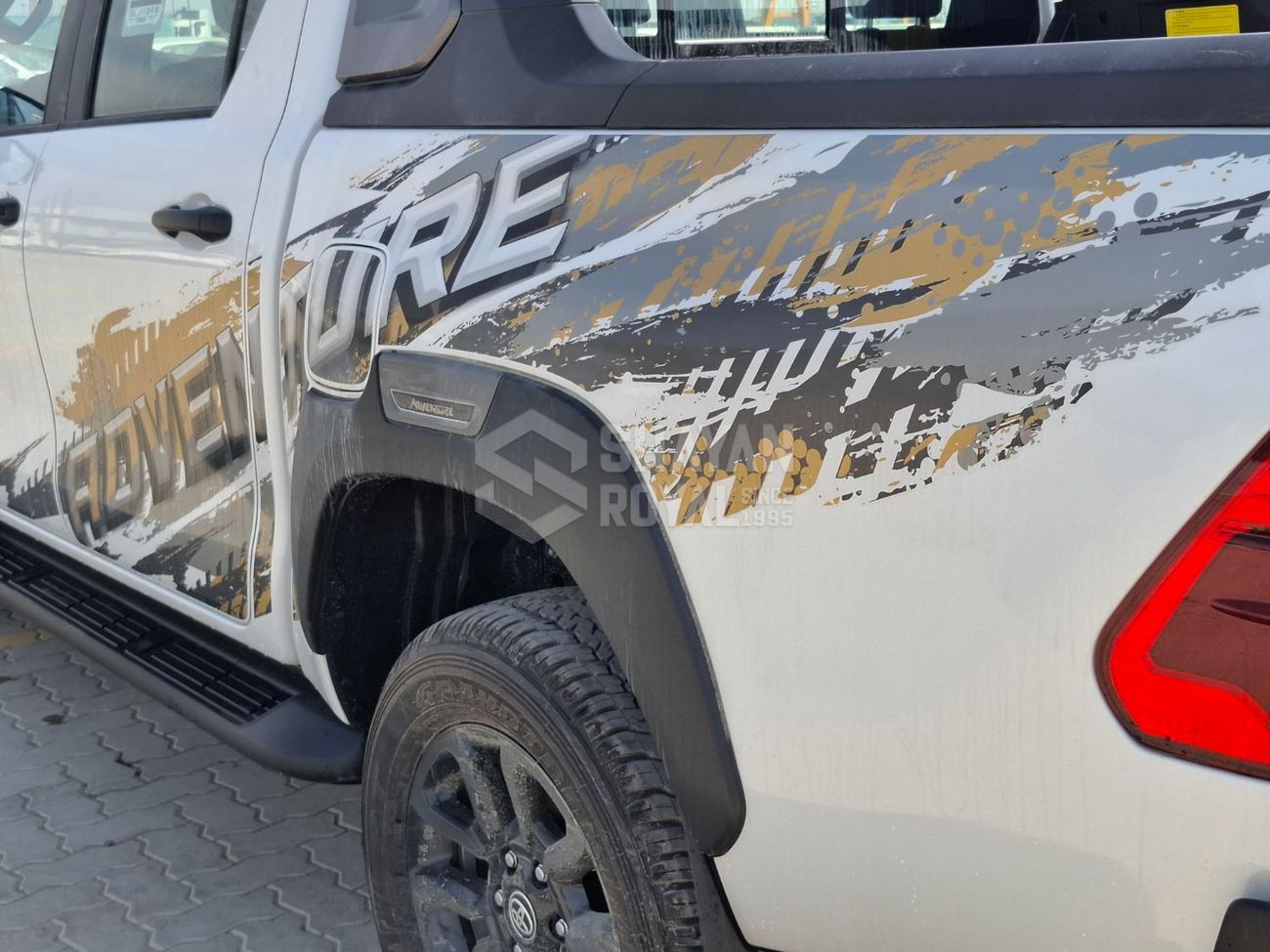 Toyota Hilux ADVENTURE 4.0L V6 PETROL DC AT 4WD 2026MY