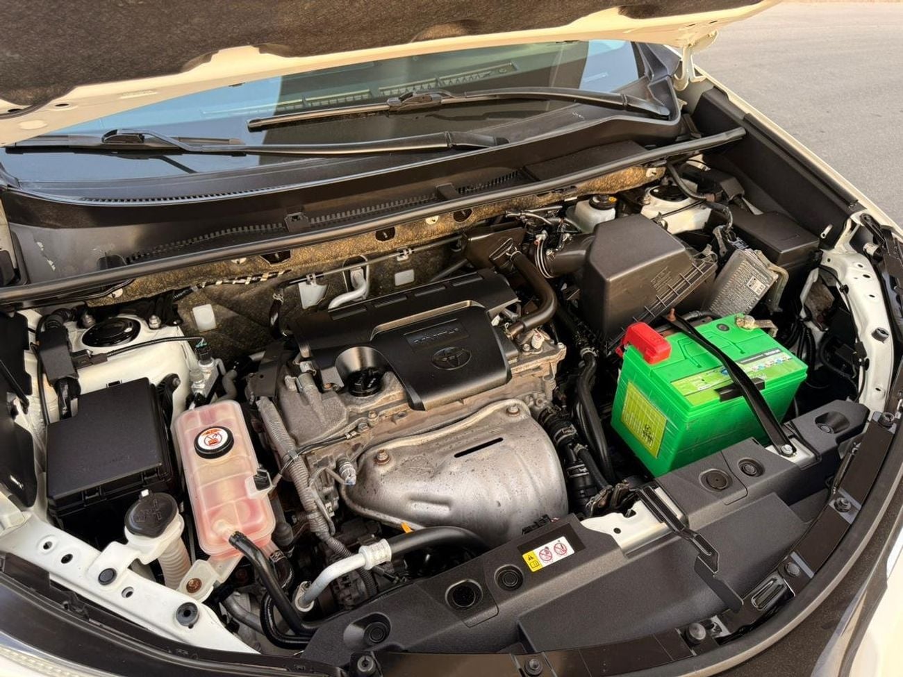 تويوتا راف ٤ VXR XLE