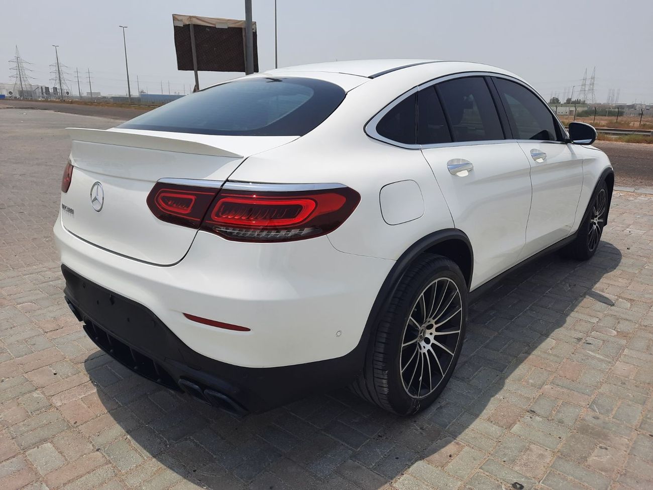 Mercedes-Benz GLC 300 Coupe AMG Mercedes GLC300 coupe 2019 kit 63 full option