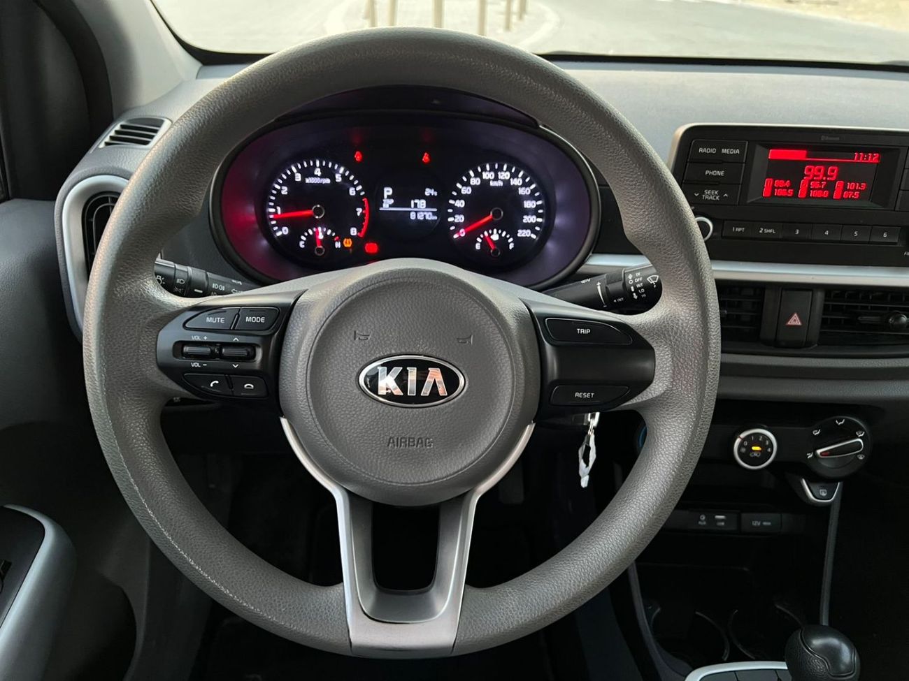 Kia Picanto EX 1.2L