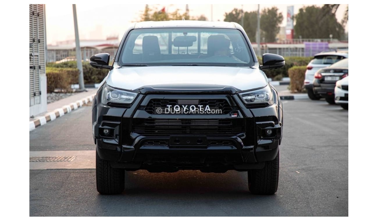 تويوتا هيلوكس 2023 Toyota Hilux 4x4 DC 2.8L GR Sport Diesel AT - Black inside Black