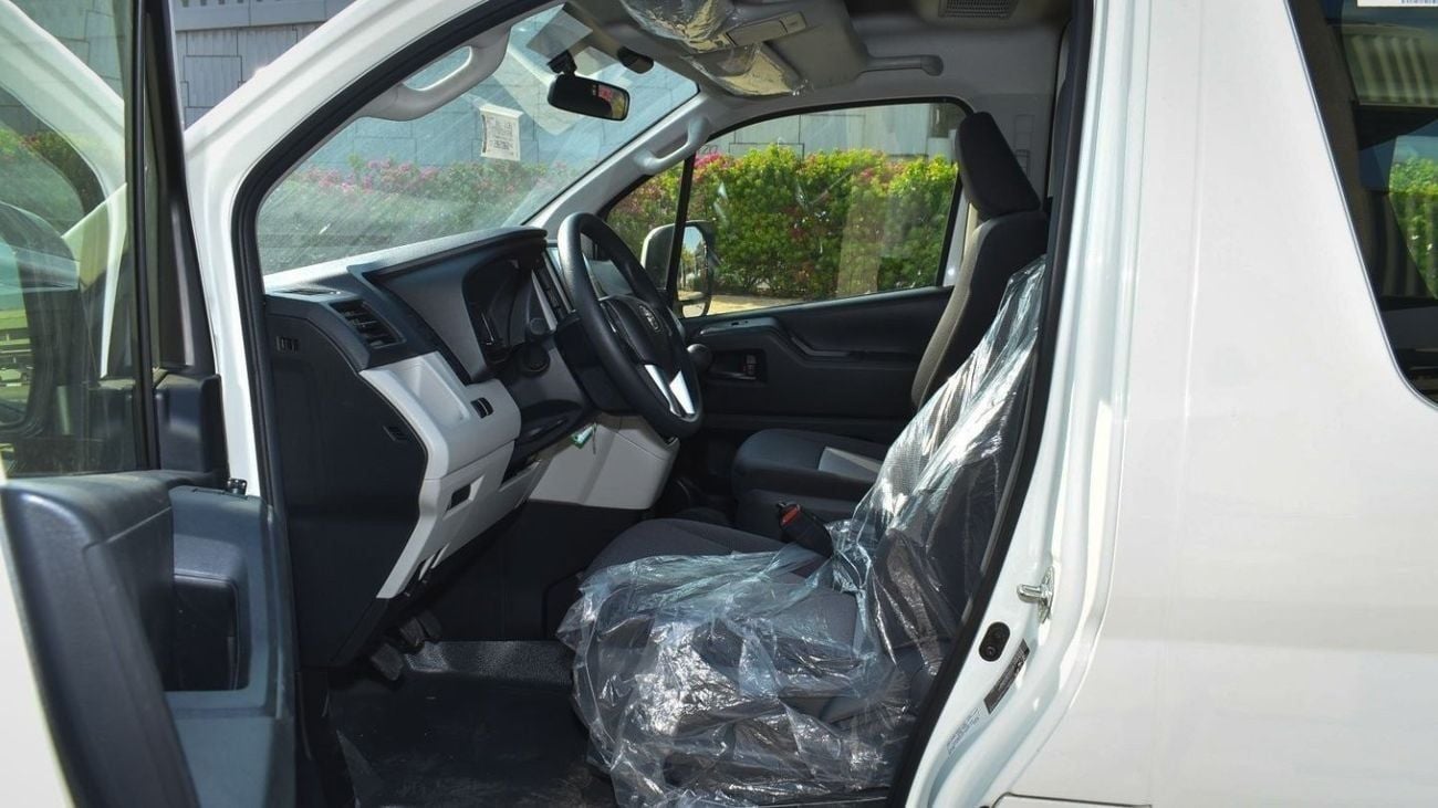تويوتا هاياس TOYOTA HIACE 3.5L PETROL V6 13 SEATER DX M/T WITH REAR HEATER