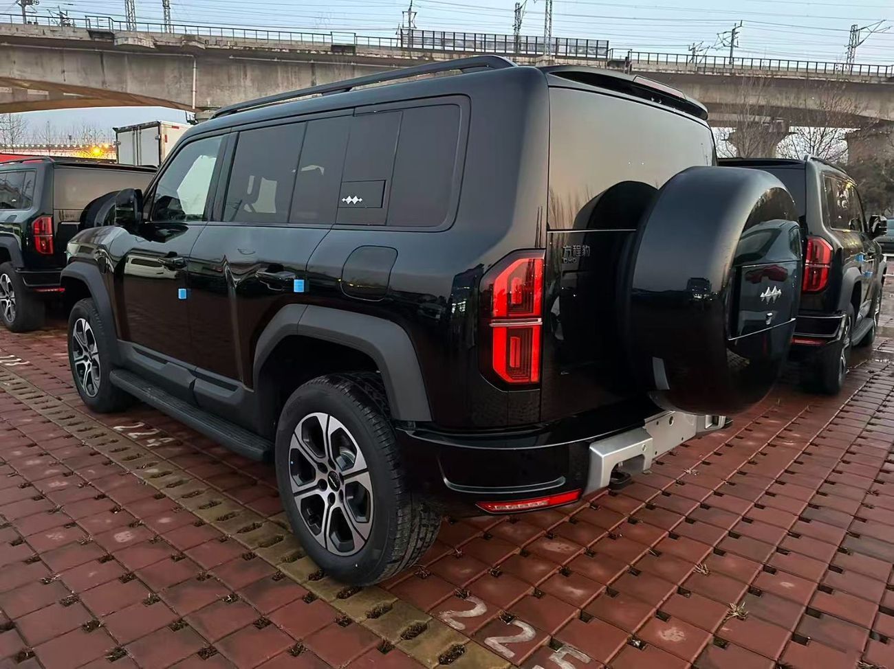 BYD Leopard 5 EXPORT PRICE