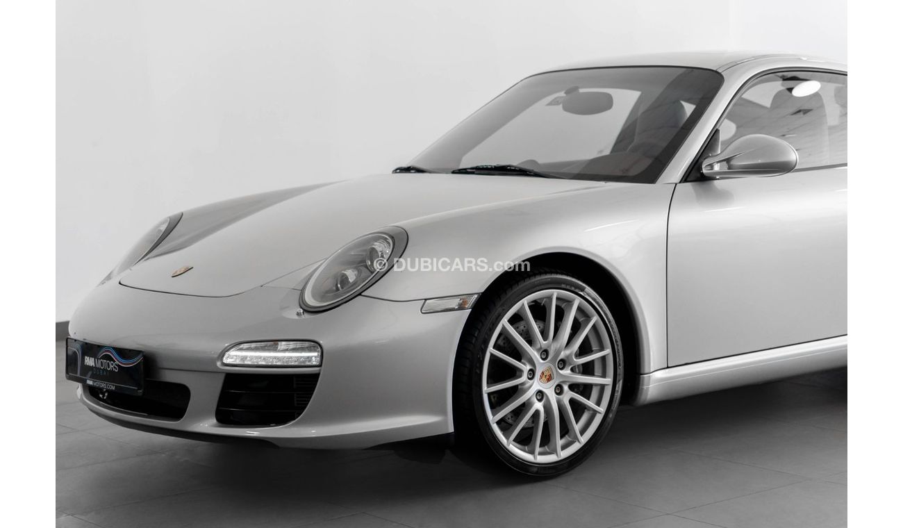 Porsche 911 2010 Porsche 997 / Sport Chrono Plus package / Full-Service History