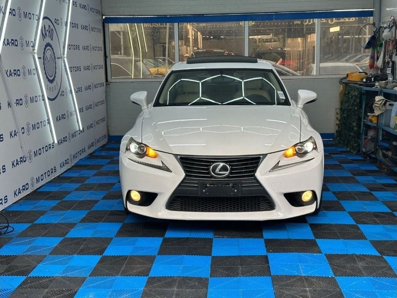 لكزس IS 250 Platinum 2.5L