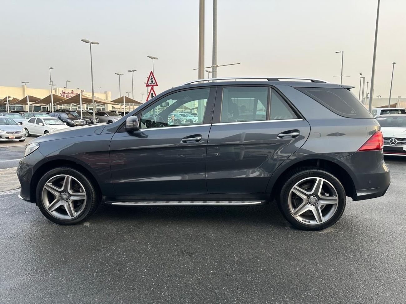 Mercedes-Benz GLE 400 AMG Mercedes GLE 400_GCC_2016_Excellent Condition _Full option