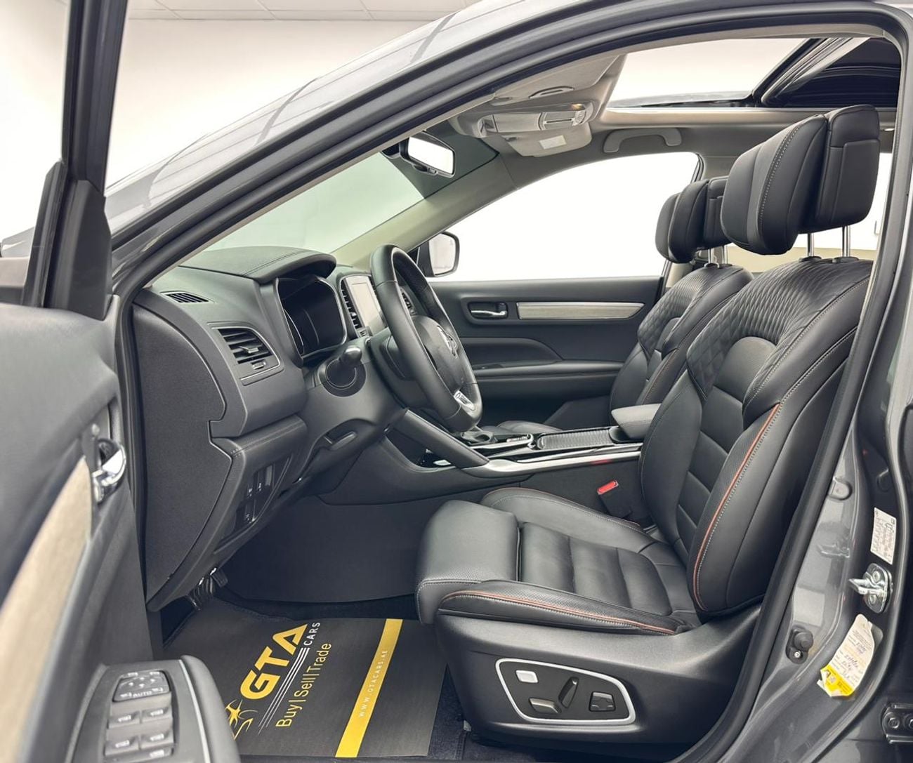 Renault Koleos 2.5L PE (4WD) 2024 Renault Koleos LE Plus (Bose Edition), 26/2027 Renault Warranty + Service Contrac