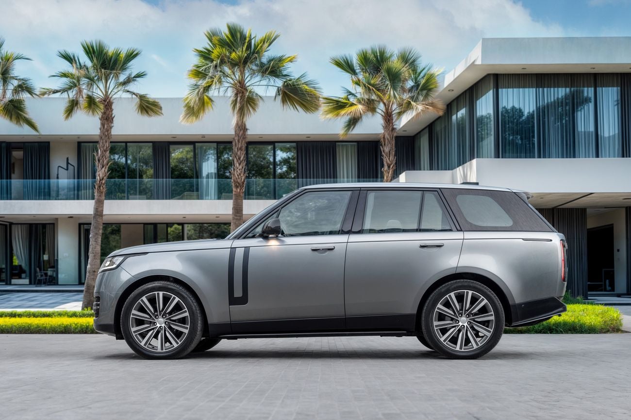 Land Rover Range Rover HSE Range Rover HSE P400 | 8,617 P.M | 0% Downpayment | 2028 WARRANTY/SERVICE