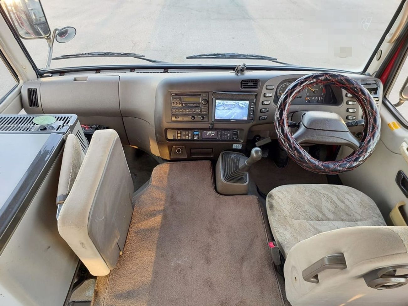 Mitsubishi Rosa MITSUBISHI ROSA BUS RHD 2000 MODEL 4.8 L DIESEL MANUAL(PM00234)