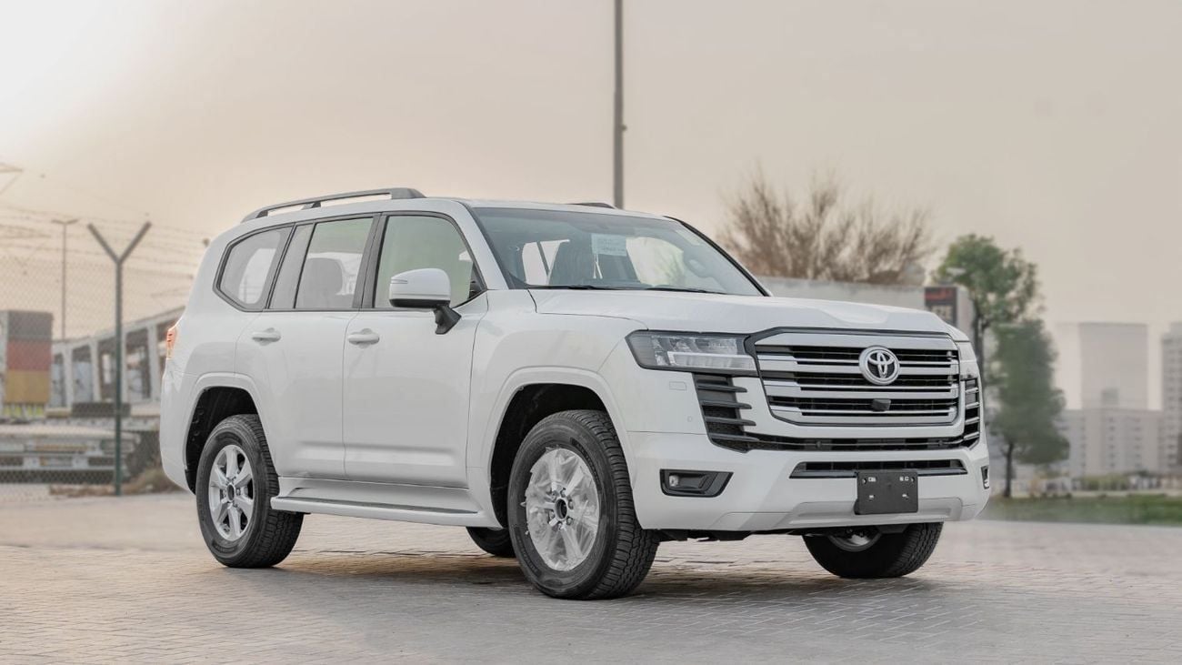 تويوتا لاند كروزر 2026 Toyota Land Cruiser GXR 3.5L AT Petrol (With Sunroof) (White-Beige)