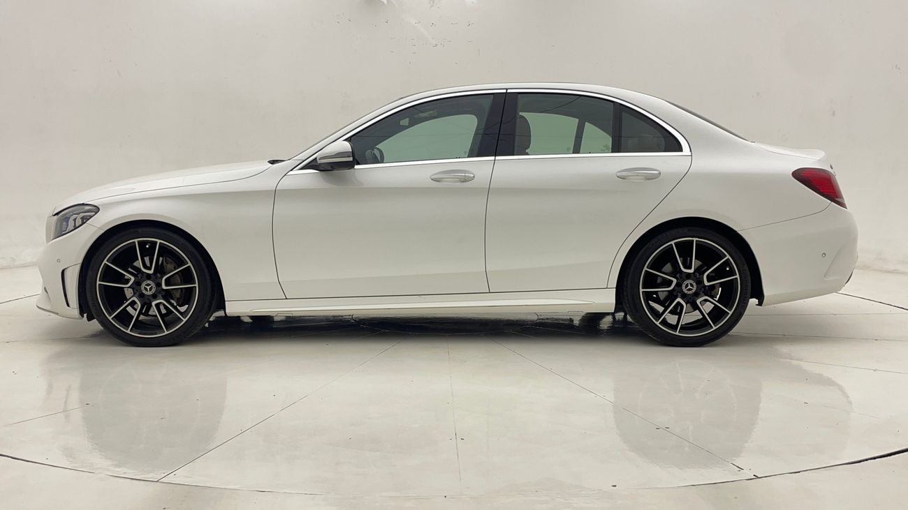 مرسيدس بنز C 200 AMG PACK 2 | بدون دفعة مقدمة | اختبار القيادة في المنزل