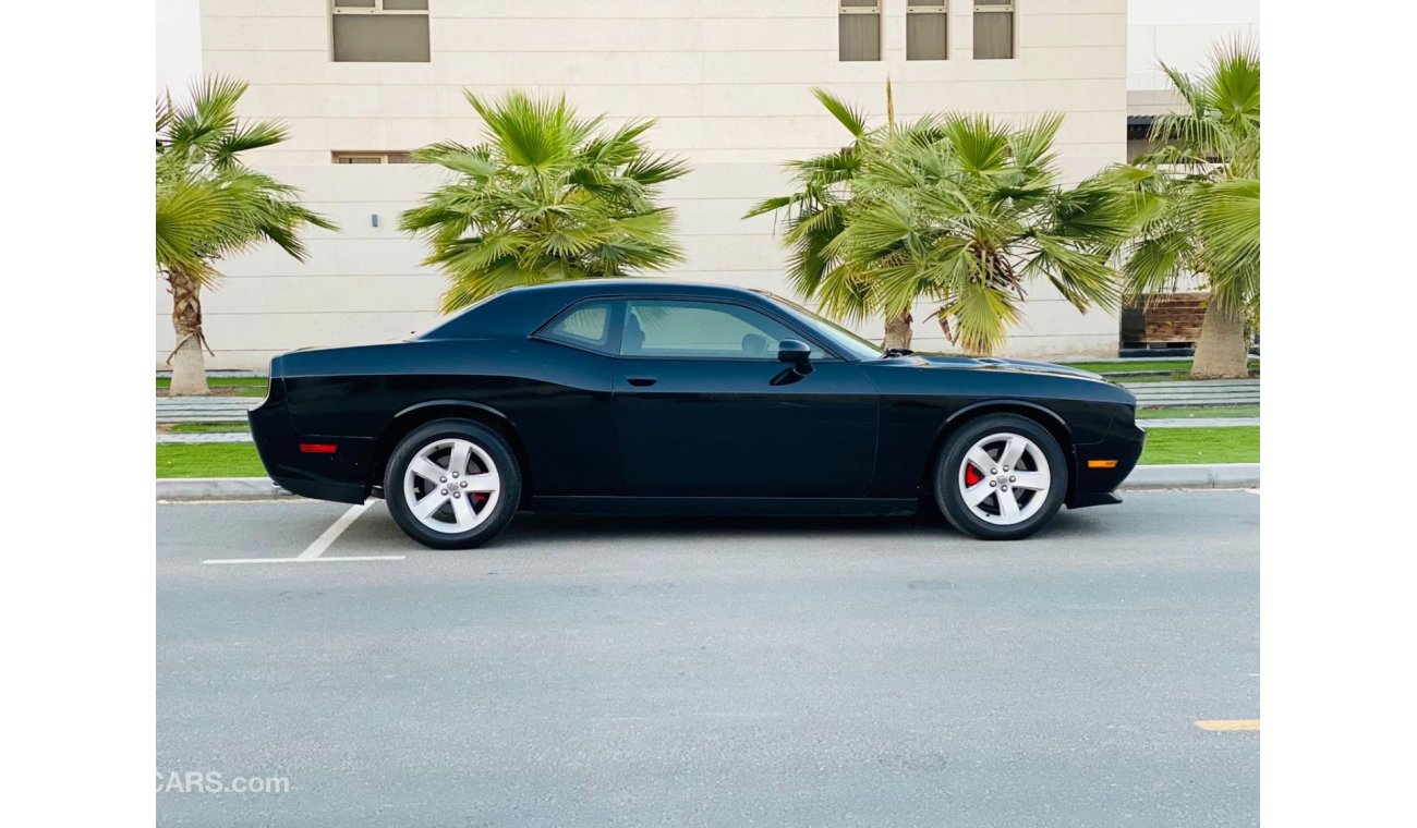 Dodge Challenger SXT 2014 || GCC || V6 || Service History || Well Maintained