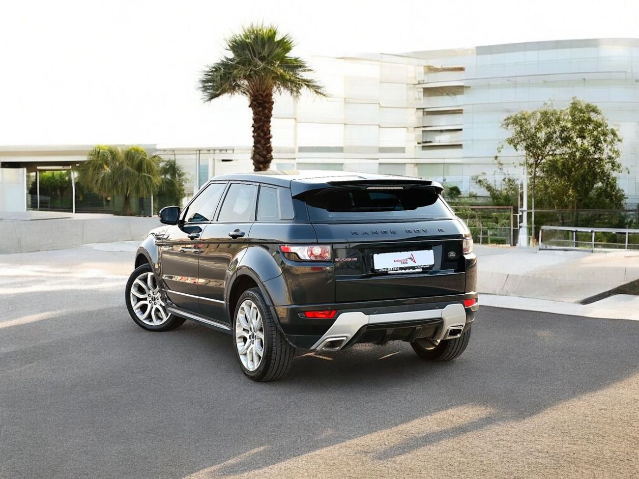 Land Rover Range Rover Evoque SE 2.0L SUV (3 Door)