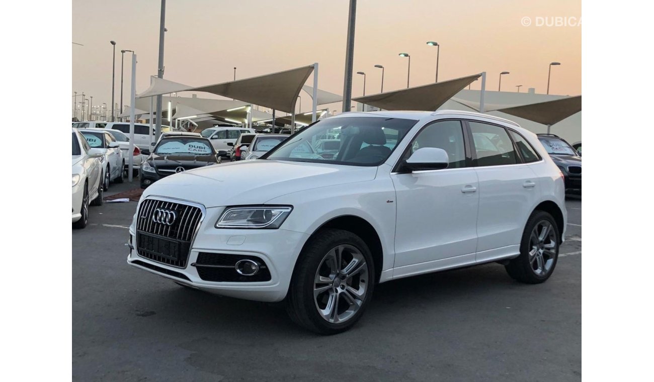 Audi Q5 Audi Q5 model 2015 GCC car prefect condition one owner full option panoramic roof leather seats back