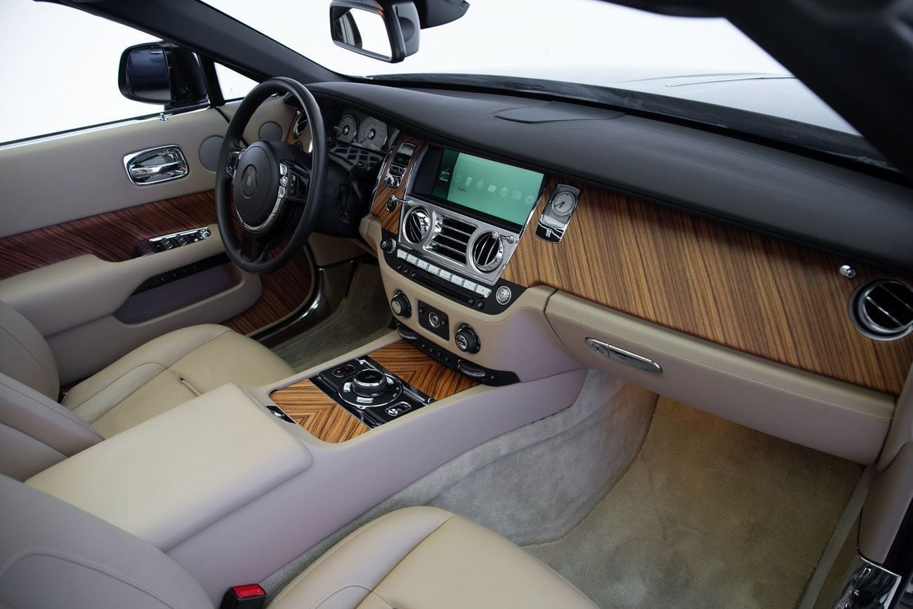 رولز رويس داون Rolls Royce Dawn