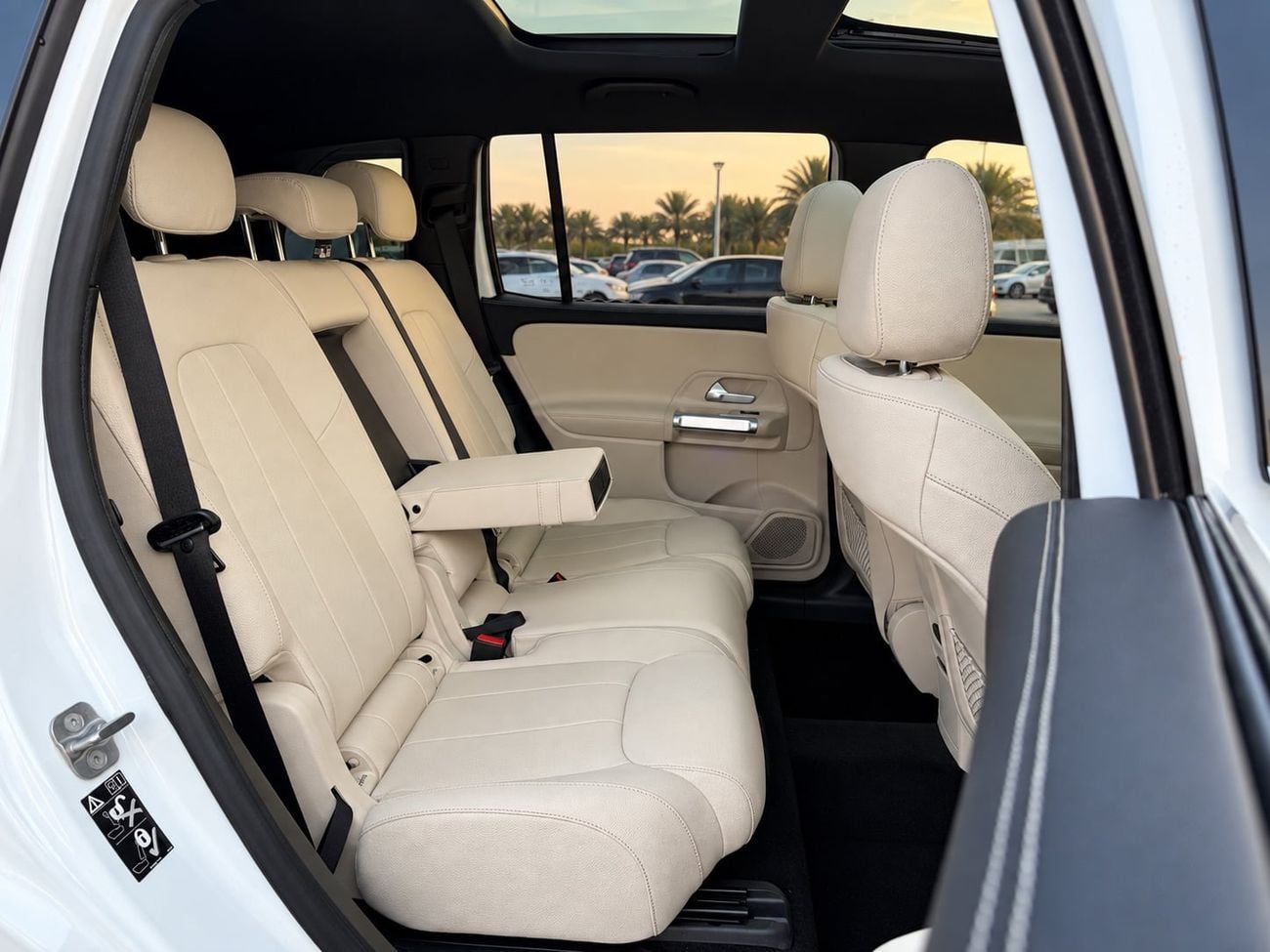 Mercedes Benz GLB200