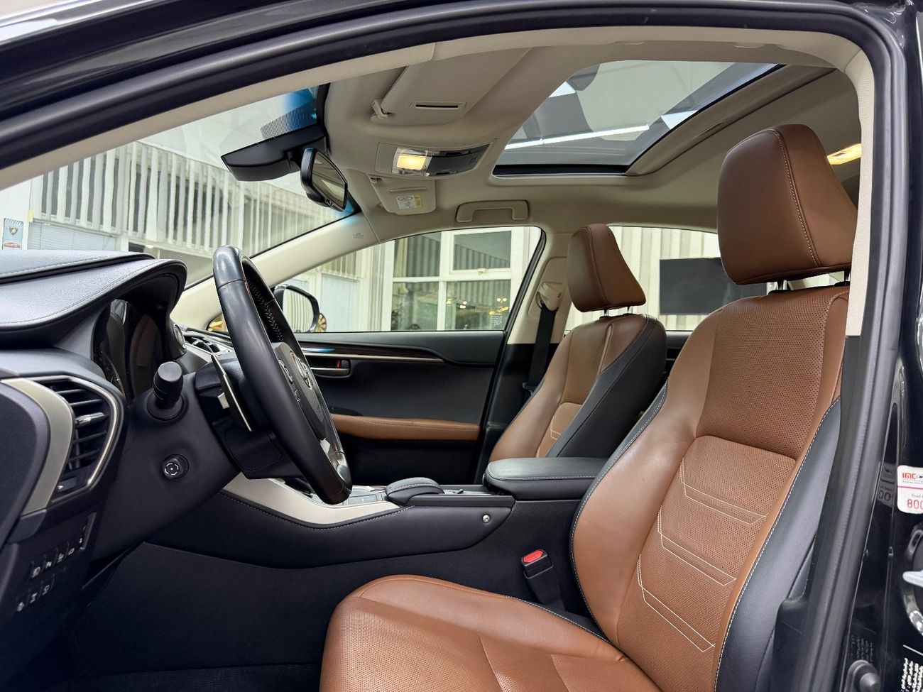 لكزس NX200t Platinum 2.0L