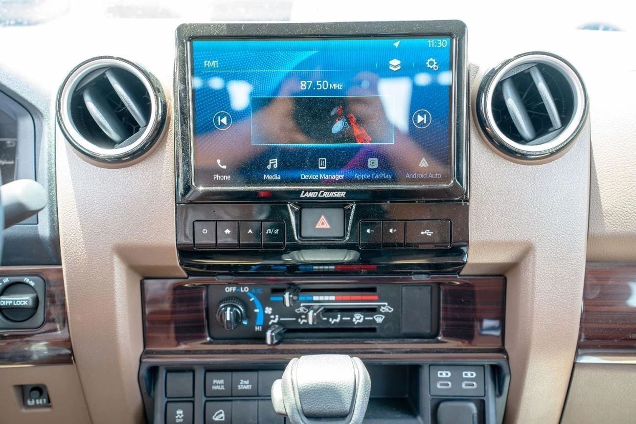 تويوتا لاند كروزر بيك آب 2025 Toyota Land Cruiser 79 DC 2.8L Diesel | Full option