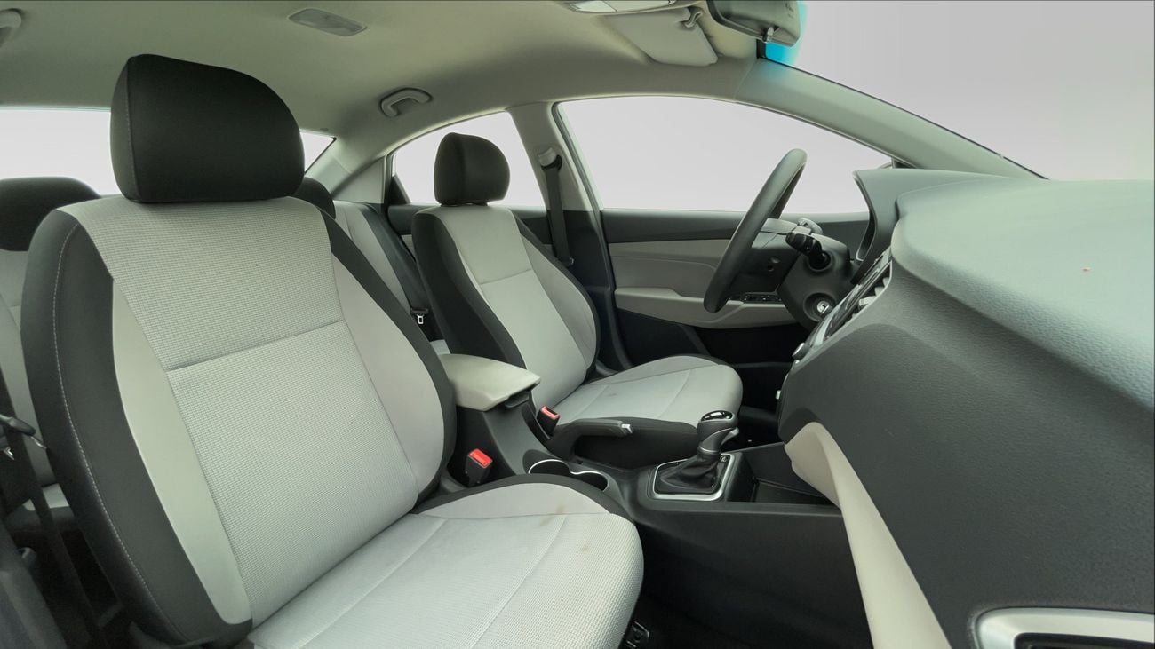 Hyundai Accent SMART 1.6 | Zero Down Payment | Home Test Drive