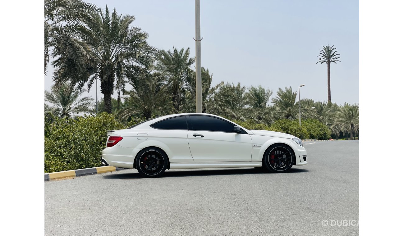 مرسيدس بنز C 63 كوبيه MERCEDES C63 AMG GCC SPACE