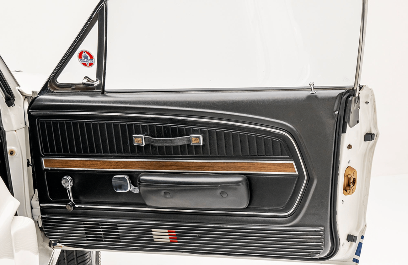 فورد جي تي 4.9L V-8 Engine