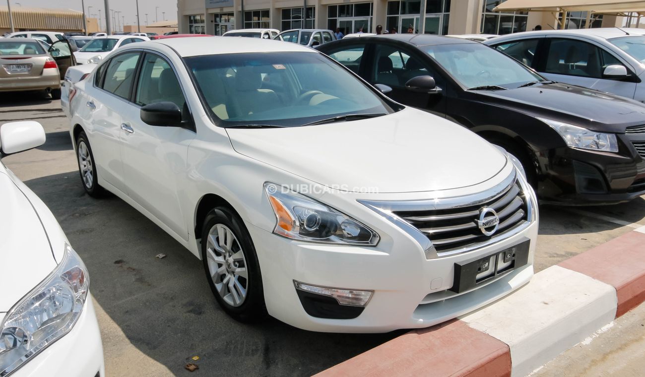 Nissan Altima 2.5S XTRONIC CVT