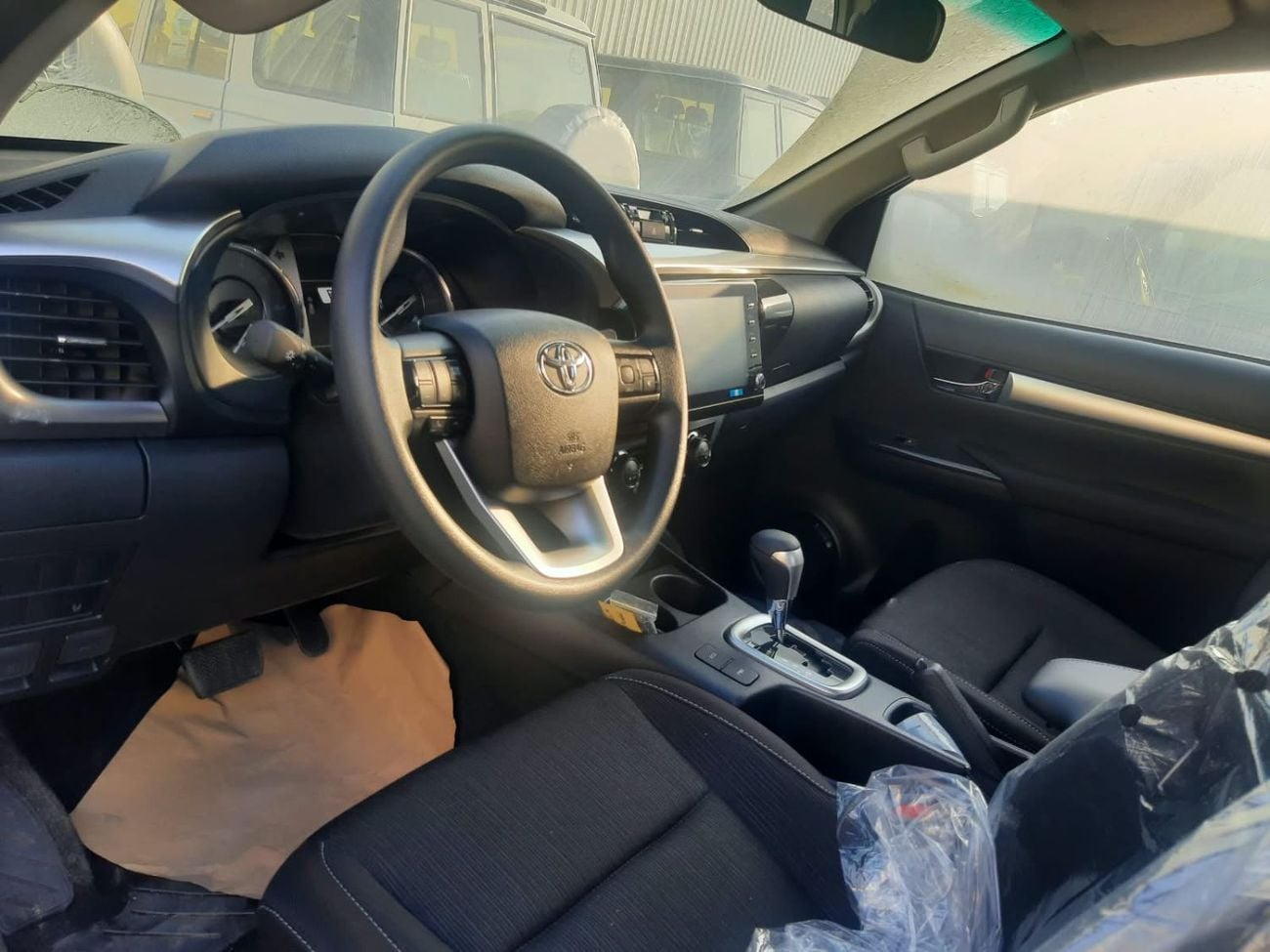 تويوتا هيلوكس HILUX 2.4L AT 2.4 لتر عند امتلاء الخزان 2026