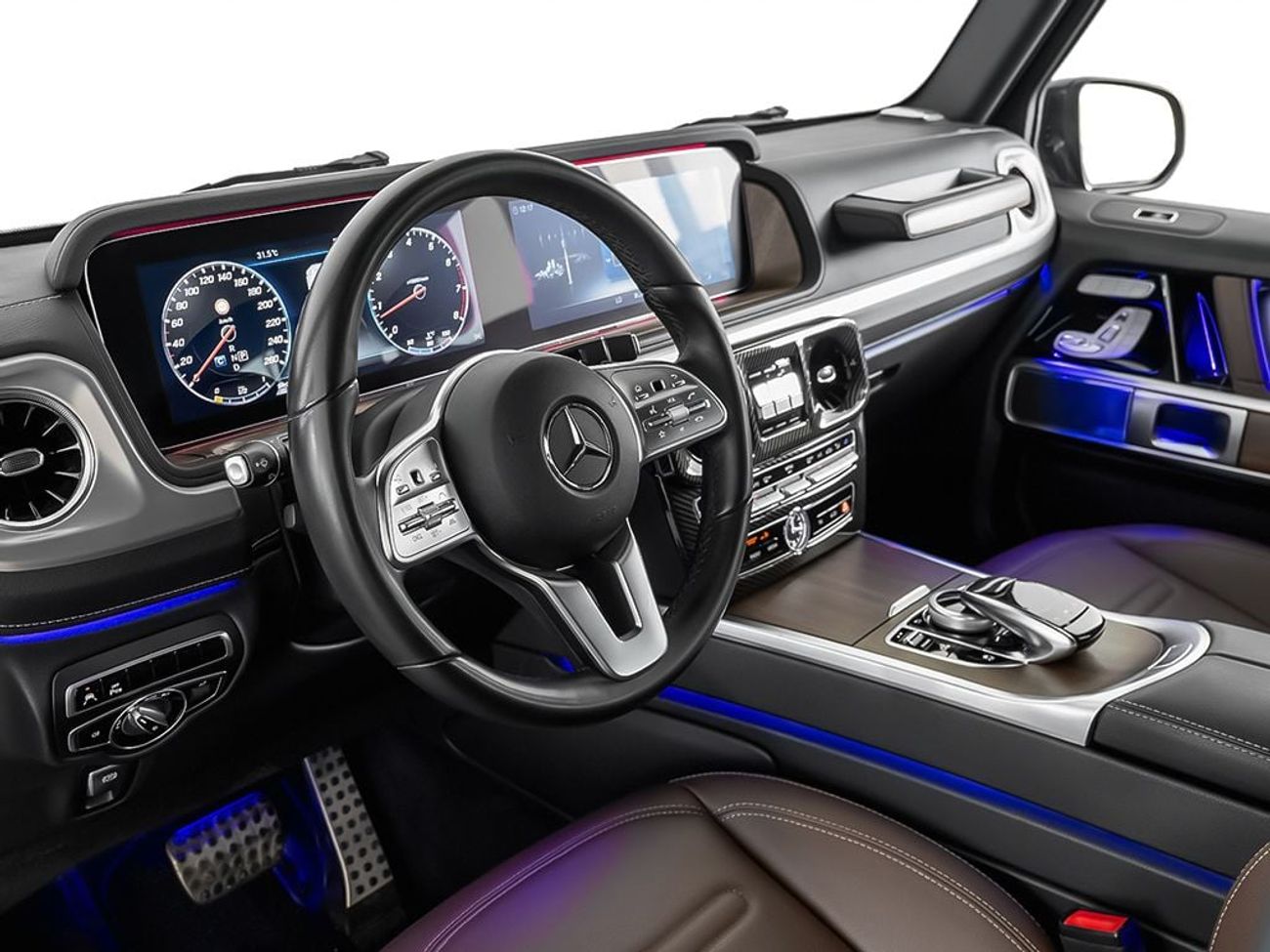 مرسيدس بنز G 550