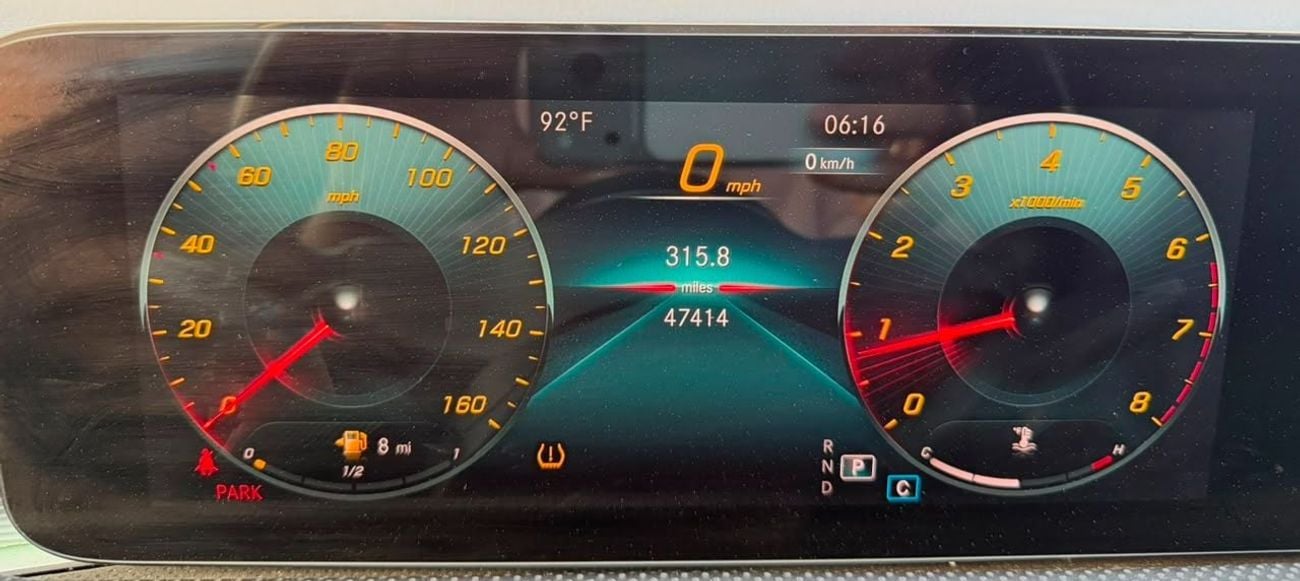 Mercedes Benz CLA250 PREMIUM