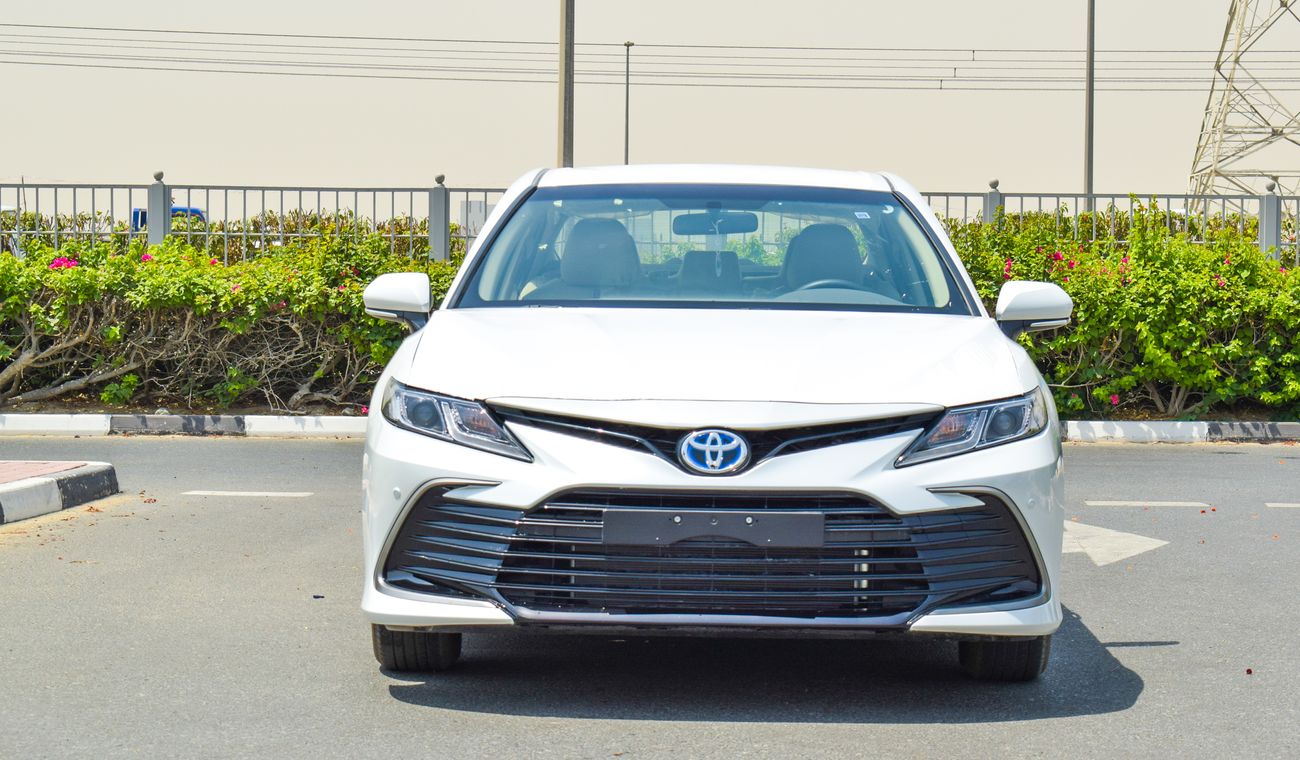 Toyota Camry LE 2.5L HYBRID