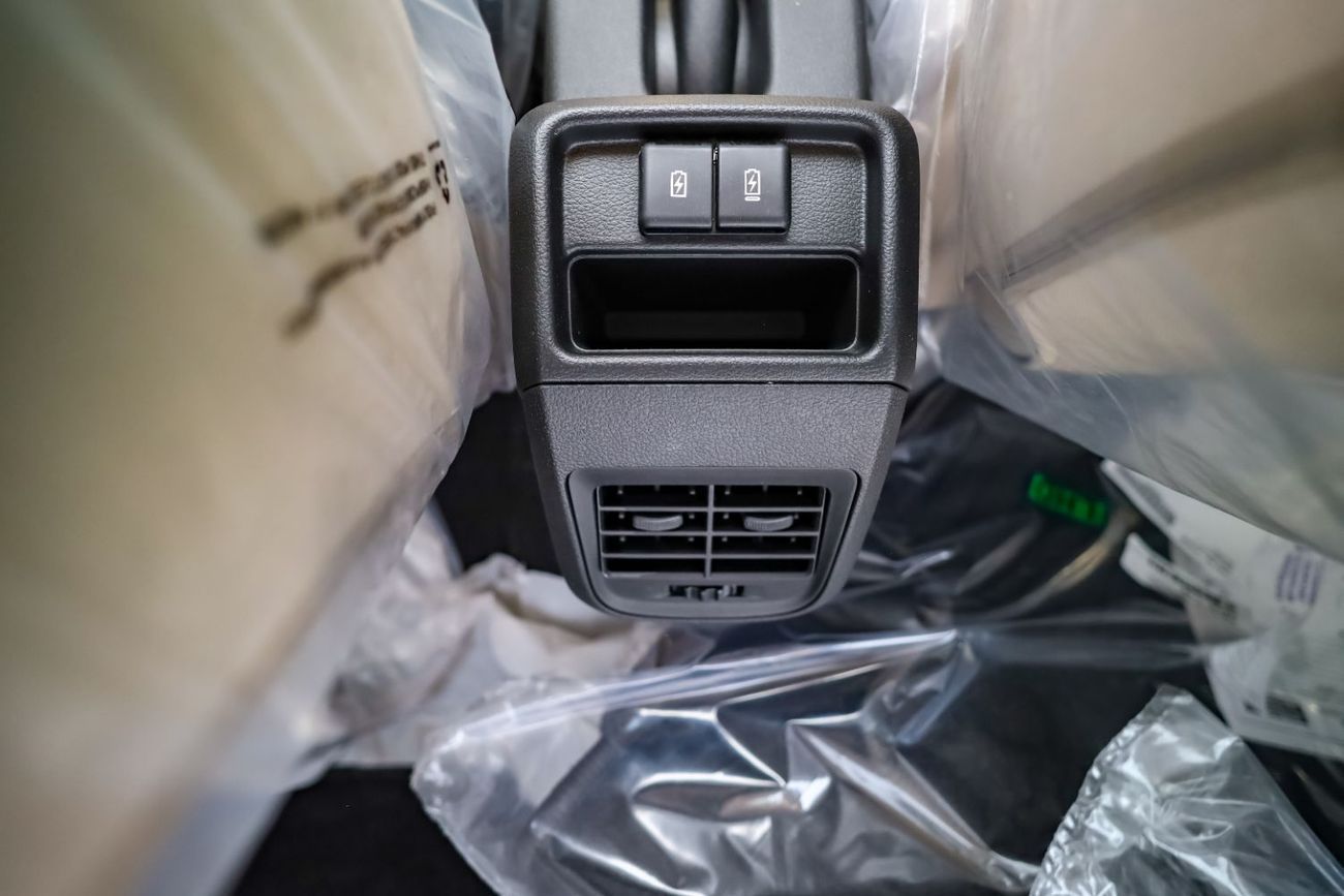 Suzuki Dzire 2026 GLX 1.2-litre 4-cylinder petrol engine - 5 Speed AT - 9 inch Touchscreen - EXPORT